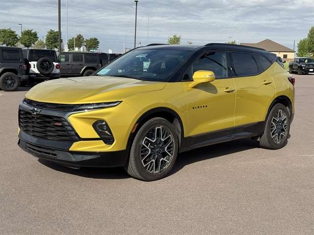 2023 Chevrolet Blazer 2.0T 2LT AWD's photo