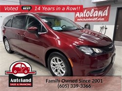 2023 Chrysler Voyager