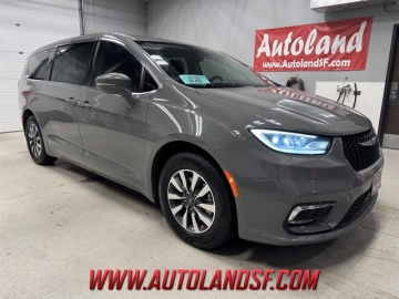 2022 CHRYSLER PACIFICA