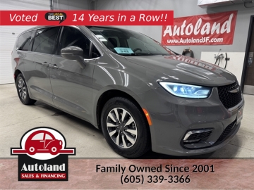 2022 CHRYSLER PACIFICA