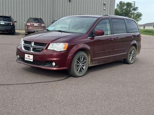 2017 Dodge Grand Caravan SXT's photo