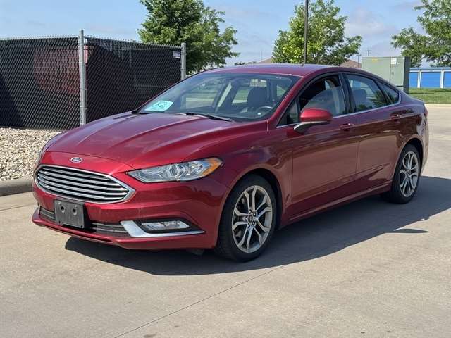 2017 Ford Fusion SE FWD's photo