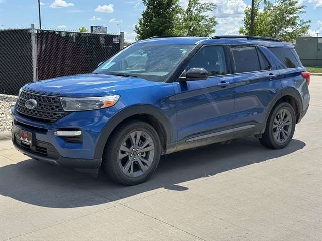 2022 Ford Explorer XLT 4WD's photo