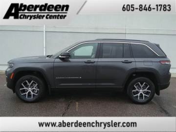 2025 JEEP GRAND CHEROKEE