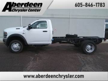 2026 RAM CHASSIS CAB