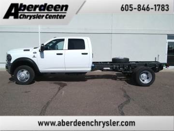 2026 RAM CHASSIS CAB