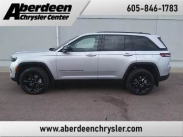 2025 JEEP GRAND CHEROKEE