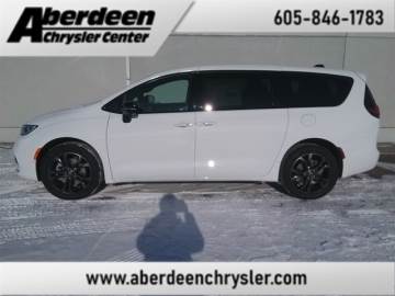 2026 CHRYSLER PACIFICA