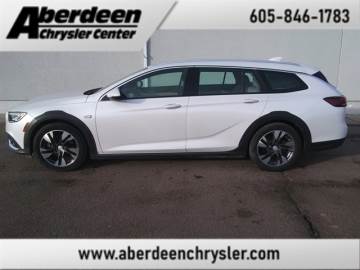 2018 BUICK REGAL TOURX