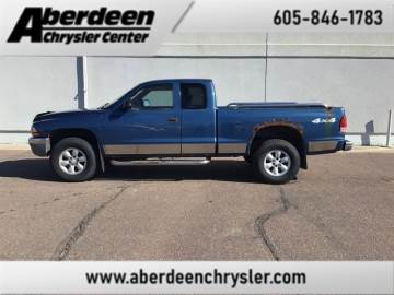 2004 DODGE DAKOTA