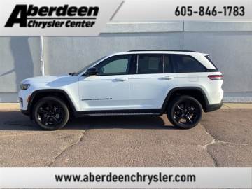 2022 JEEP GRAND CHEROKEE