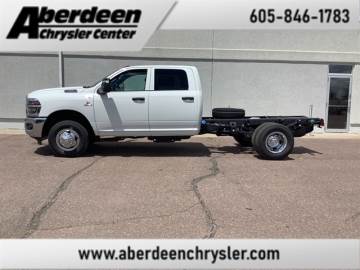2026 RAM CHASSIS CAB