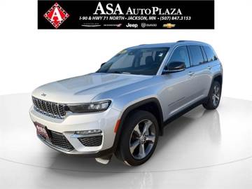 2024 JEEP GRAND CHEROKEE