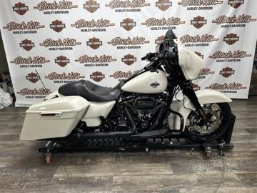 2022 HARLEY-DAVIDSON® FLHXS