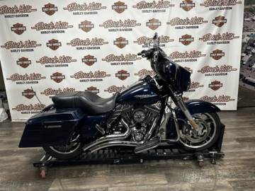 2012 HARLEY-DAVIDSON® FLHX - STREET GLIDE®