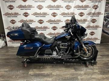 2018 HARLEY-DAVIDSON® FLHTK - ULTRA LIMITED