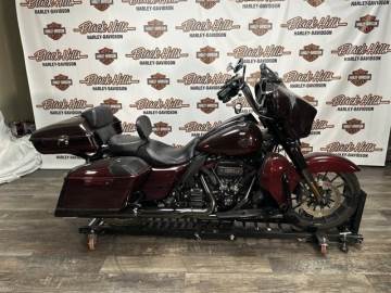 2019 HARLEY-DAVIDSON® FLHXSE - CVO™ STREET GLIDE®