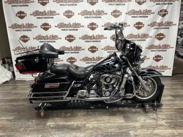 2005 HARLEY-DAVIDSON® FLHR - ROAD KING®