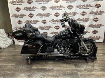 2016 HARLEY-DAVIDSON® FLHTK - ULTRA LIMITED