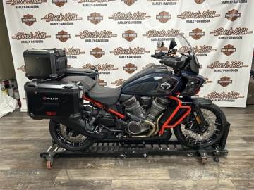 2025 HARLEY-DAVIDSON® RA1250SE