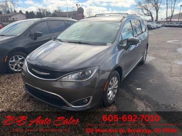 2018 CHRYSLER PACIFICA
