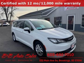 2017 CHRYSLER PACIFICA