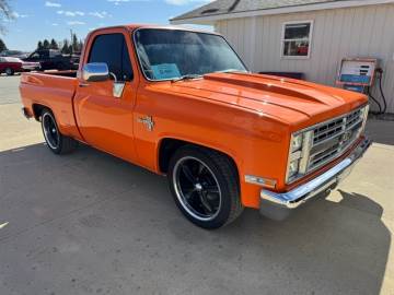 1985 CHEVROLET C10