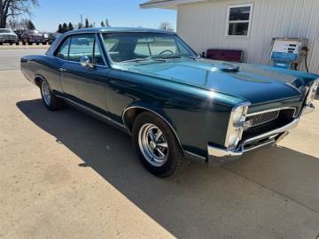 1967 PONTIAC GTO