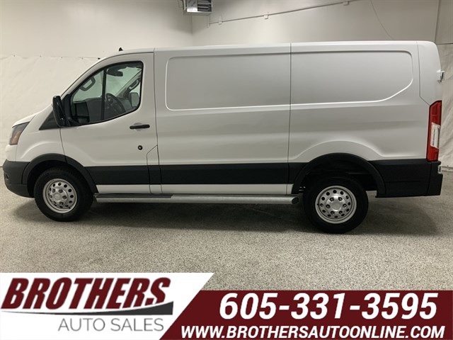 2023 Ford Transit Cargo Van