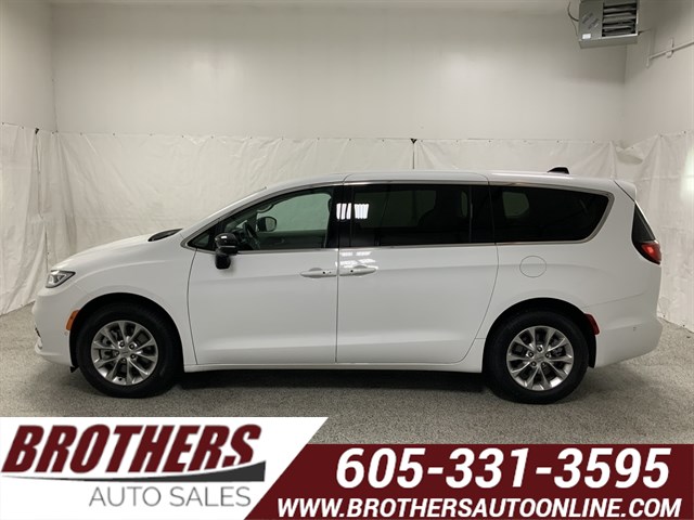 2024 Chrysler Pacifica