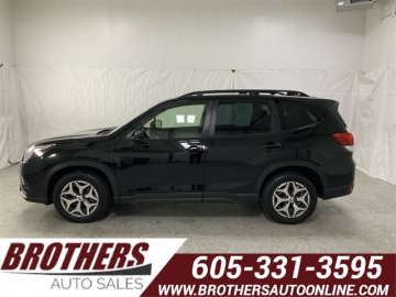 2023 SUBARU FORESTER
