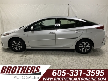 2019 TOYOTA PRIUS