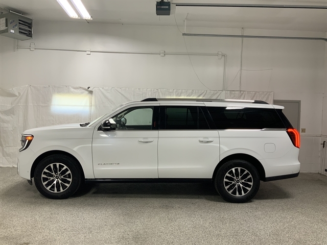 2025 Ford Expedition Platinum MAX 4x4's photo