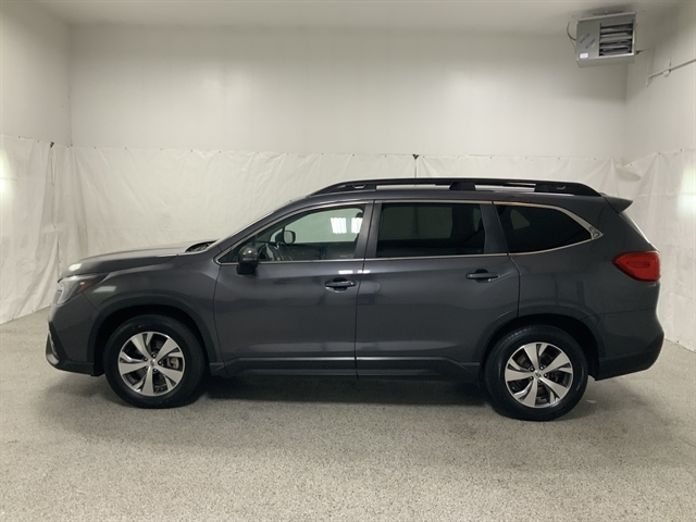 2023 Subaru Ascent Premium 8 Passenger's photo