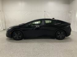 2025 TOYOTA PRIUS