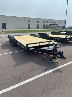 2026 SURE-TRAC 7 X 15+3 UNIVERSAL RAMP