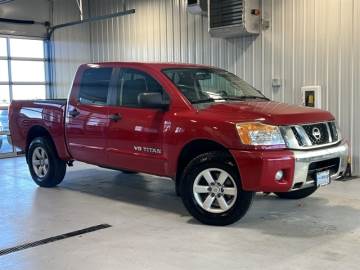 2012 NISSAN TITAN