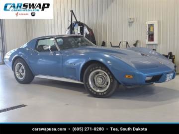 1975 CHEVROLET CORVETTE