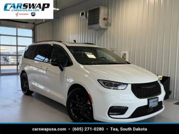 2025 CHRYSLER PACIFICA