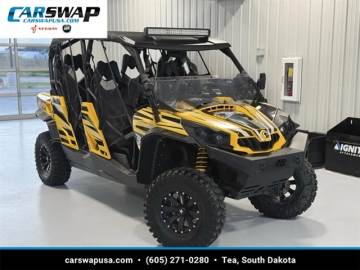 2015 CAN-AM COMMANDER