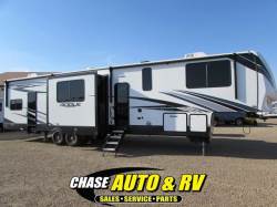 2022 FOREST RIVER VENGEANCE ROGUE 351G