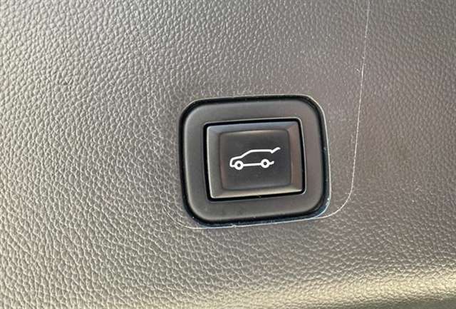 2022 Chevrolet Traverse 1LT - Photo 19