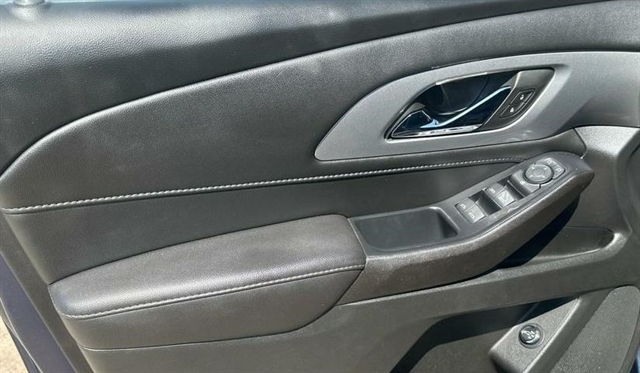2022 Chevrolet Traverse 1LT - Photo 22