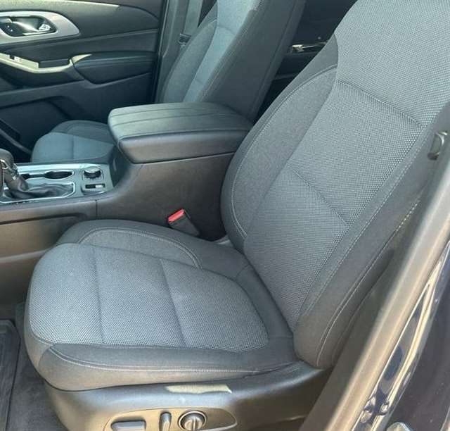 2022 Chevrolet Traverse 1LT - Photo 24