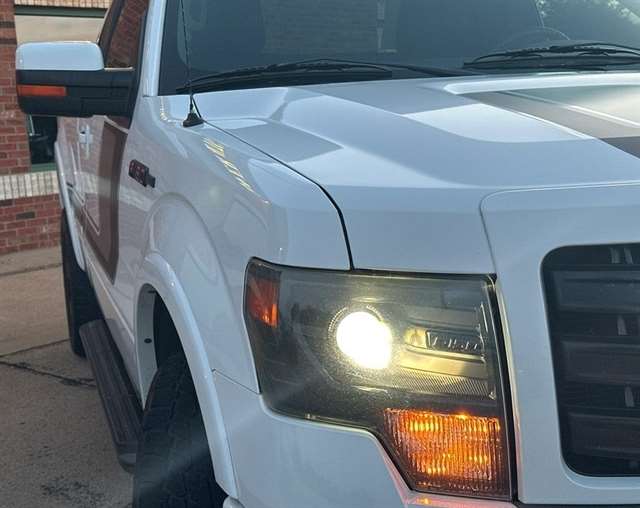 2014 Ford F-150 FX4 - Photo 4