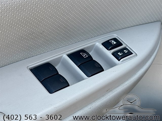 2012 Subaru Outback 2.5i Limited photo 10