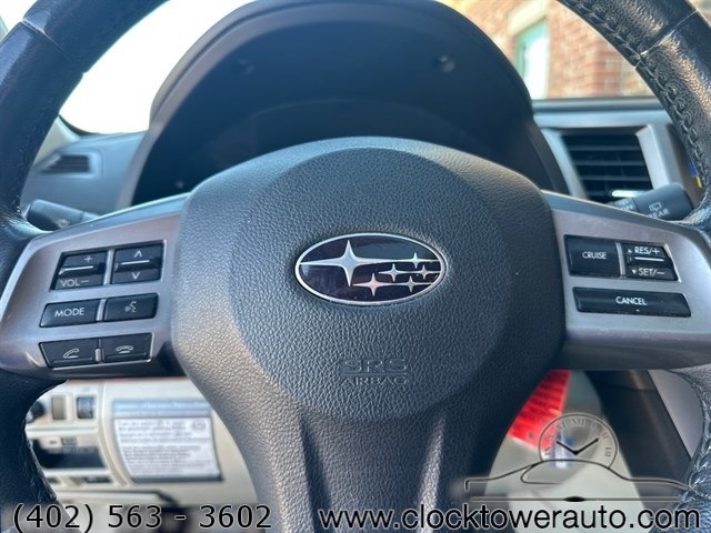 2012 Subaru Outback 2.5i Limited photo 12