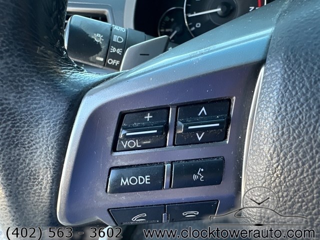 2012 Subaru Outback 2.5i Limited photo 13