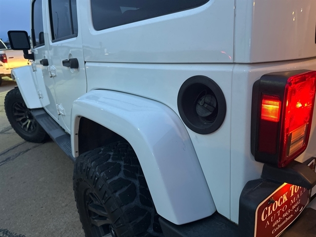 2015 Jeep Wrangler Unlimited Sahara - Photo 8