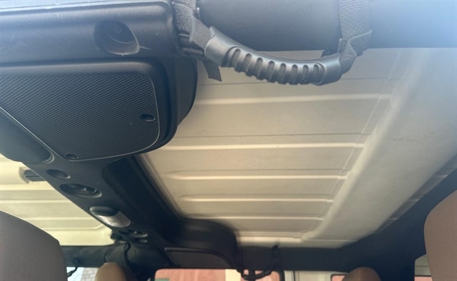 2015 Jeep Wrangler Unlimited Sahara - Photo 21
